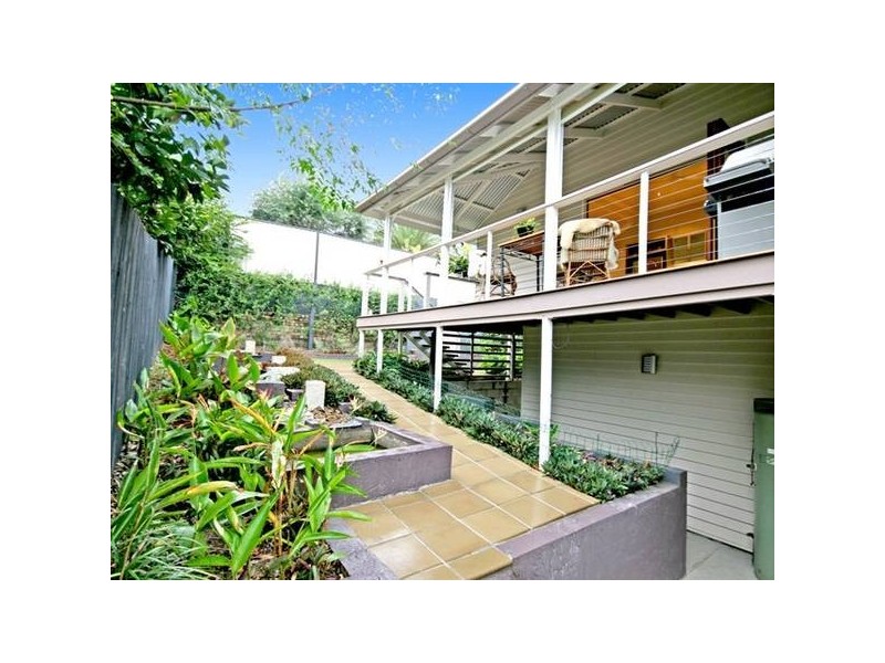 39 Strath Street, Highgate Hill QLD 4101