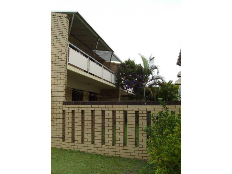 1/8 Heidelberg Street, East Brisbane QLD 4169