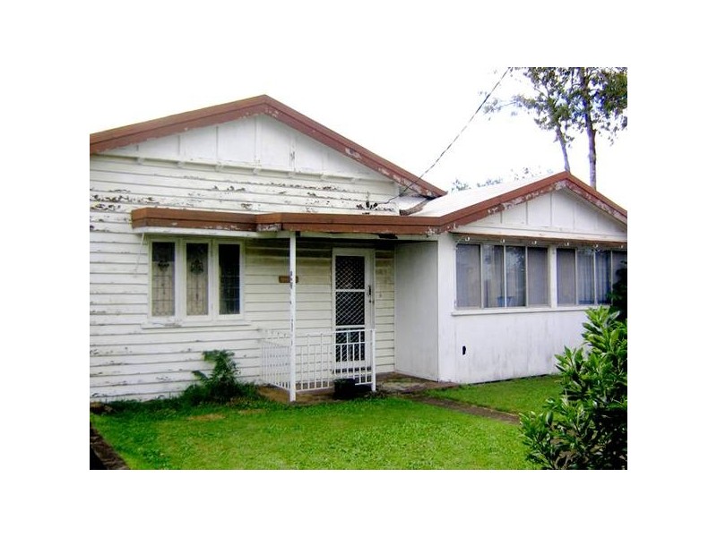 24 Rosary Cres, Highgate Hill QLD 4101