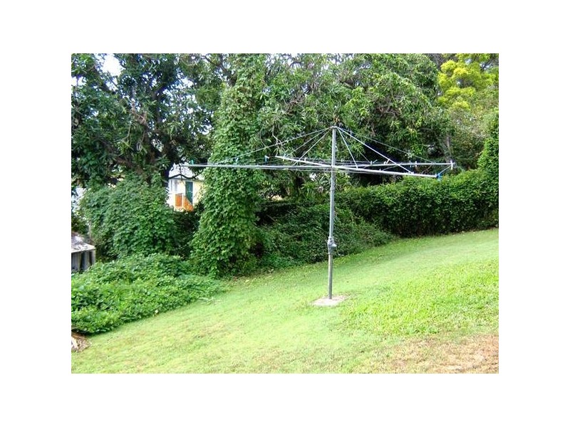 24 Rosary Cres, Highgate Hill QLD 4101