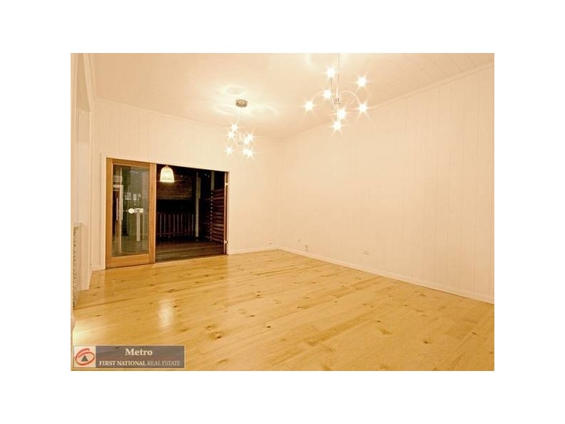 17 Mabel St, Highgate Hill QLD 4101