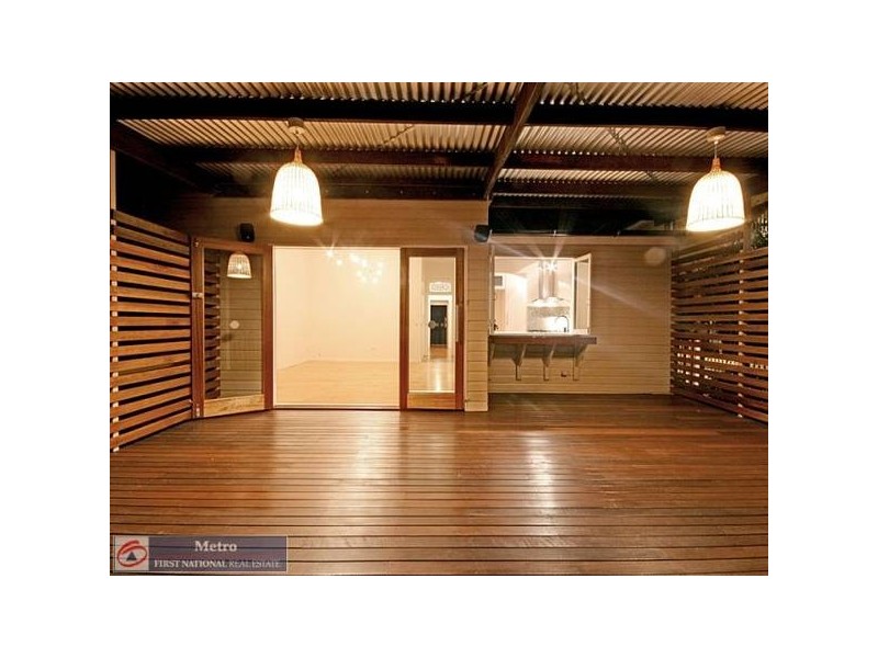 17 Mabel St, Highgate Hill QLD 4101