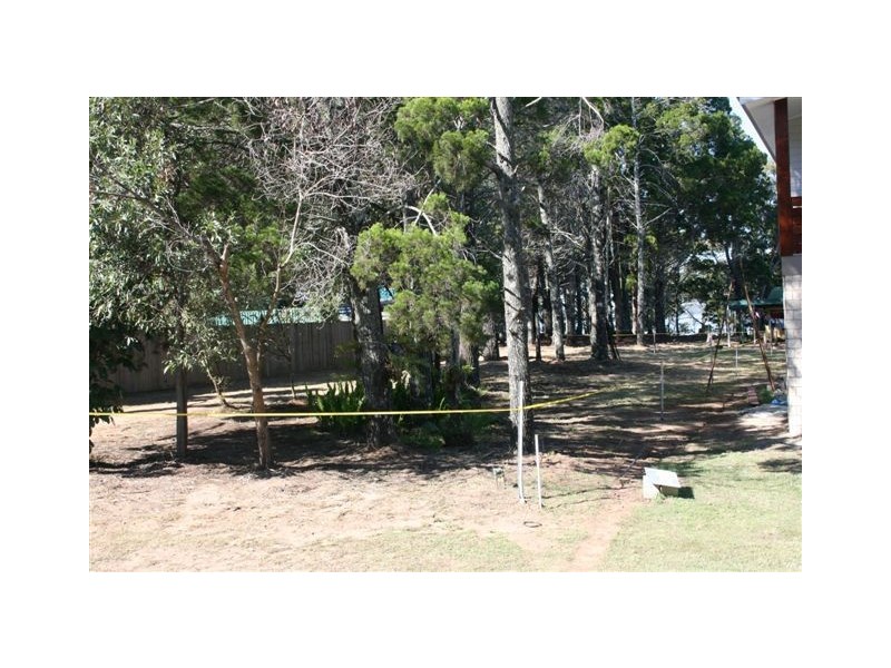 11 Phillips Street, Coochiemudlo Island QLD 4184