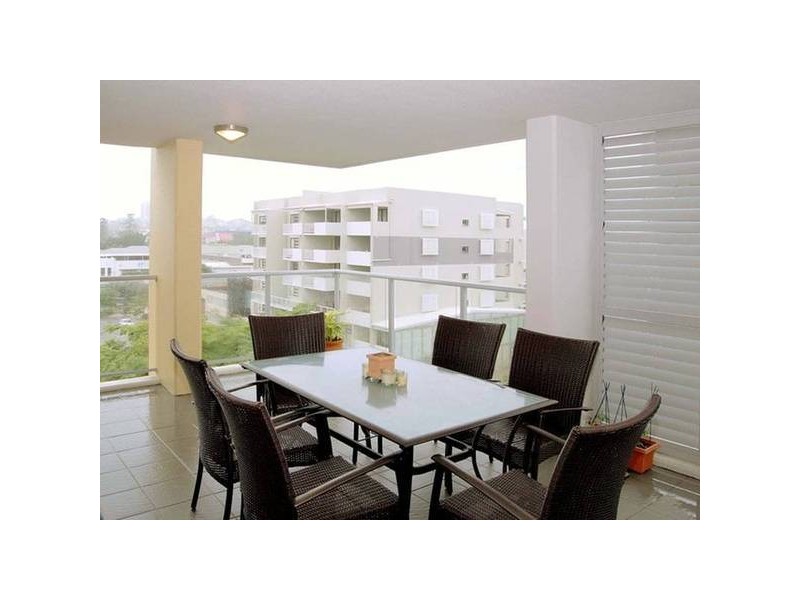 1404/2 Manning Street, South Brisbane QLD 4101