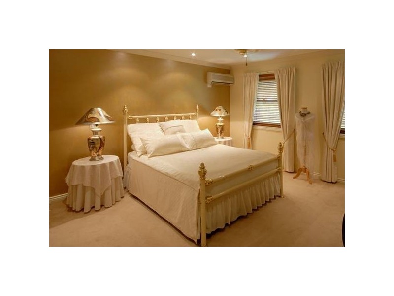 East Brisbane QLD 4169