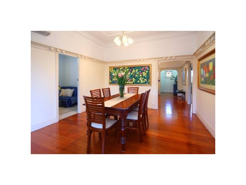 10 Glenfield Street, West End QLD 4101