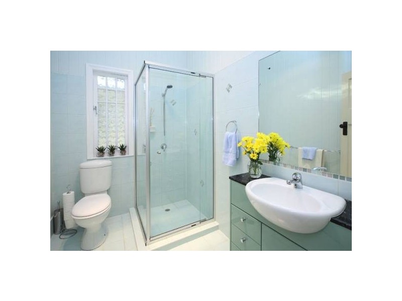 10 Glenfield Street, West End QLD 4101