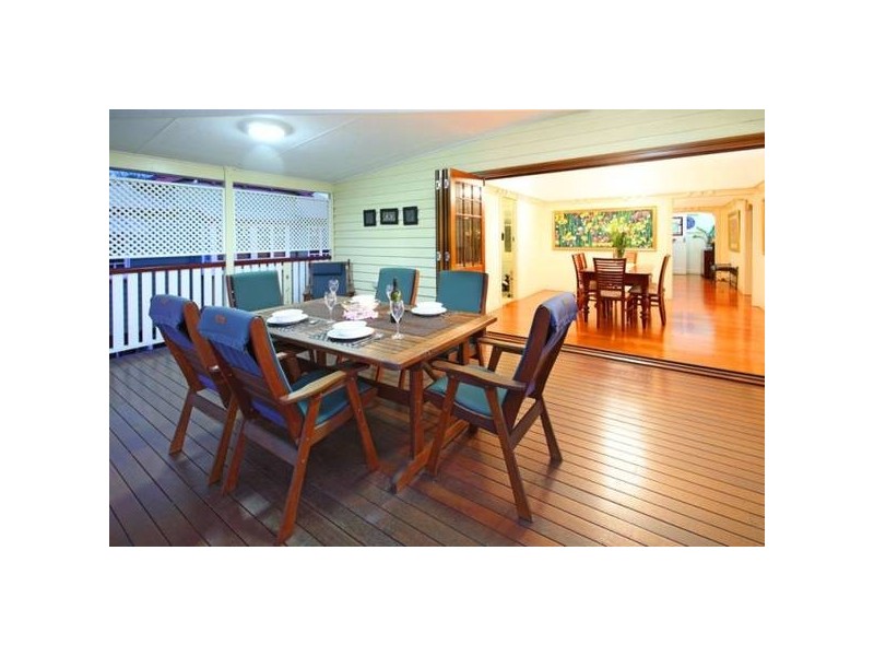 10 Glenfield Street, West End QLD 4101