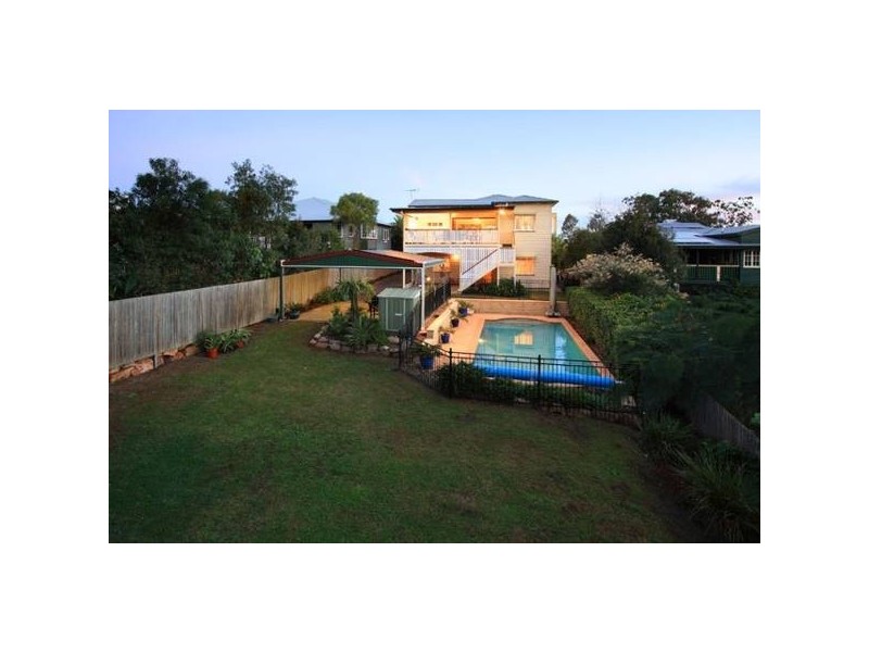 10 Glenfield Street, West End QLD 4101