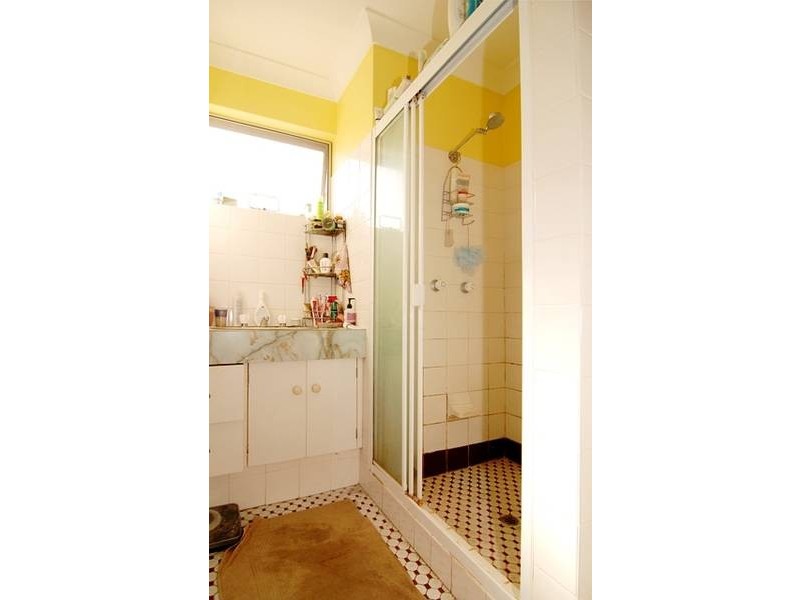 3/24 Raby Road, Coorparoo QLD 4151