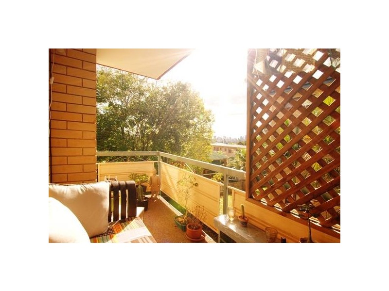 3/24 Raby Road, Coorparoo QLD 4151