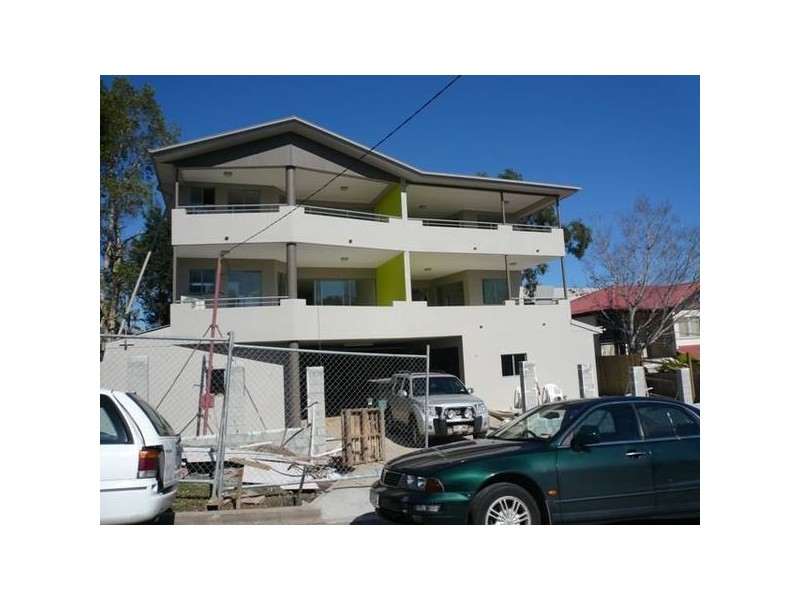 11 Stamford Street, Yeerongpilly QLD 4105