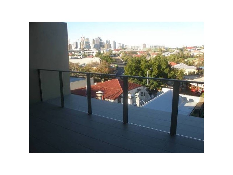 8/10 Thomas Street, West End QLD 4810