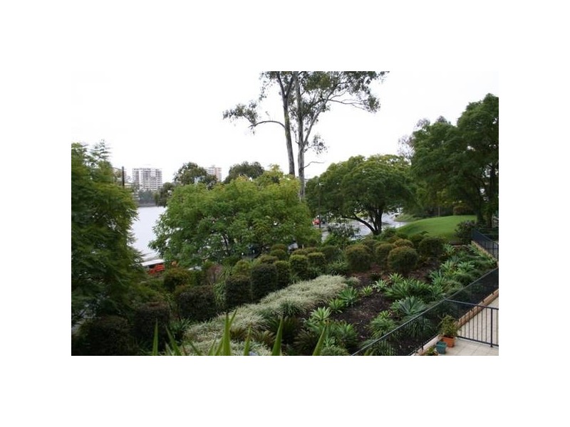 18/5 Duncan Street, West End QLD 4101