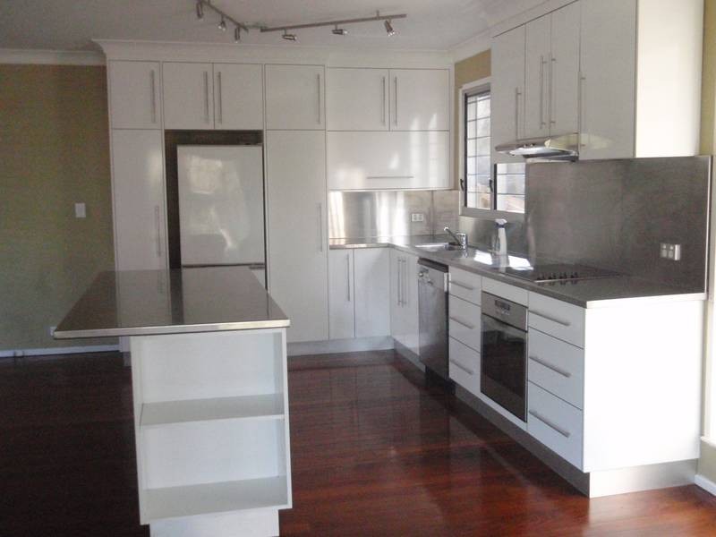 5 West Street, Highgate Hill QLD 4101