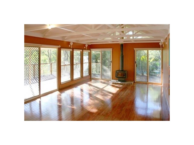 10 Beardsley Place, Carina QLD 4152