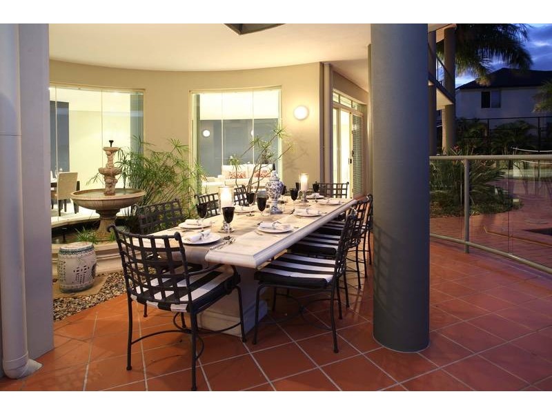 19 Mainsail Street, Birkdale QLD 4159