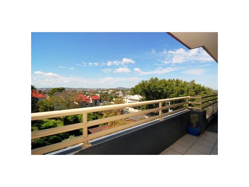 4/11 Beaconsfield Street, Highgate Hill QLD 4101