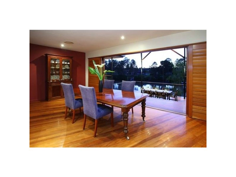 3 Long Street West, Graceville QLD 4075