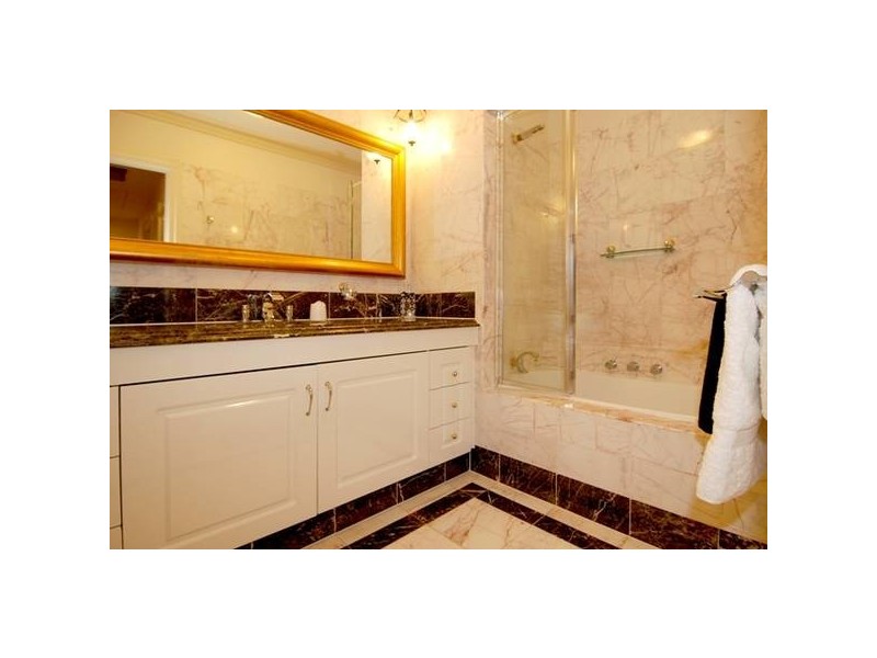 33/208 Adelaide Street, Brisbane QLD 4000