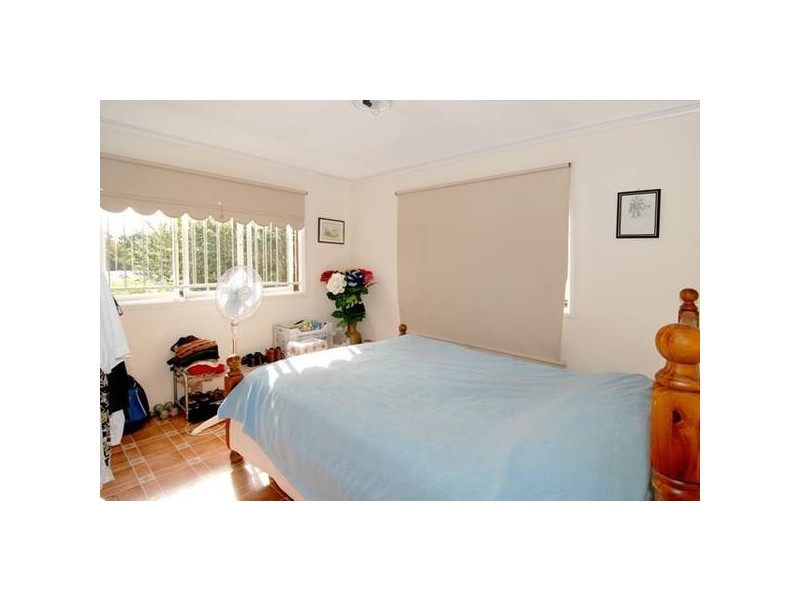 37 Brisbane Corso, Fairfield QLD 4103