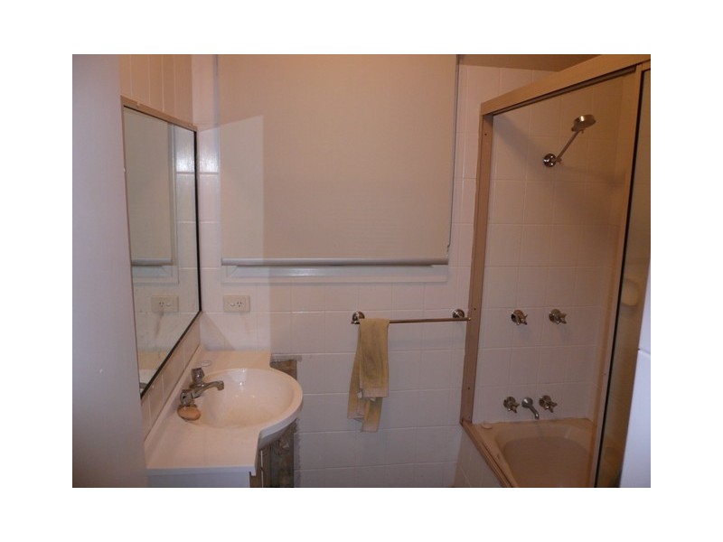 2 School Road (Cnr Ipswich Road), Yeronga QLD 4104