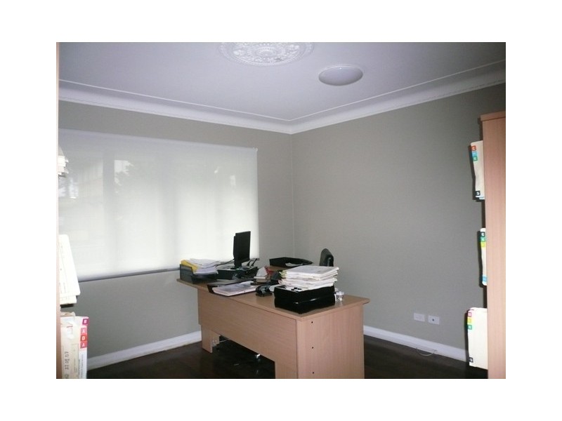 2 School Road (Cnr Ipswich Road), Yeronga QLD 4104