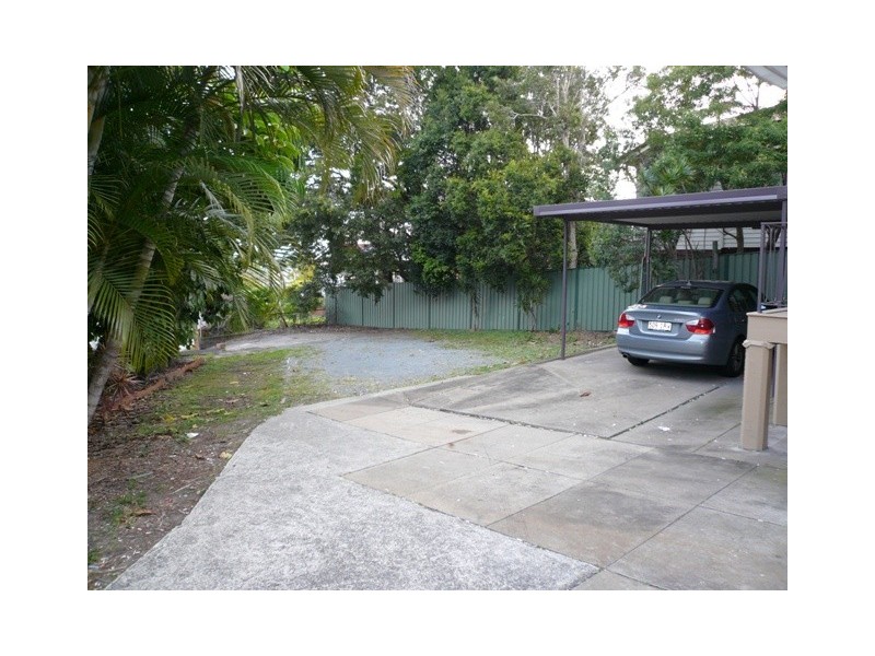 2 School Road (Cnr Ipswich Road), Yeronga QLD 4104