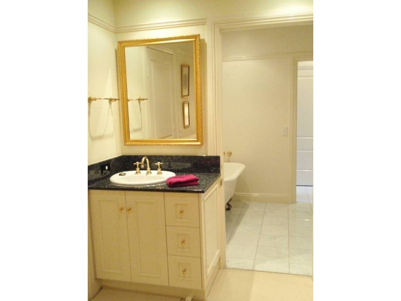 52 Hill Street, Spring Hill QLD 4000