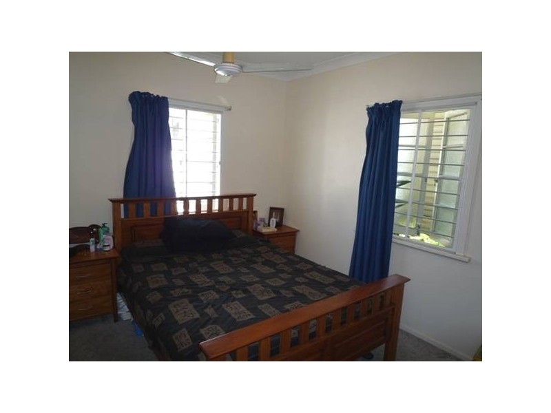 17 Houthem Street, Camp Hill QLD 4152