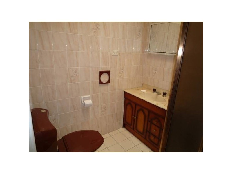 17 Houthem Street, Camp Hill QLD 4152