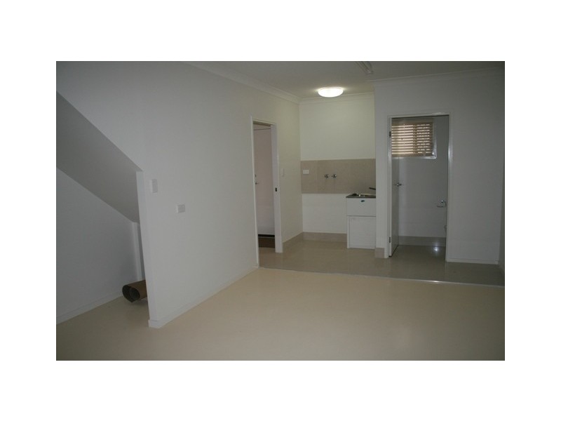 3/2 Buna Street, Chermside QLD 4032