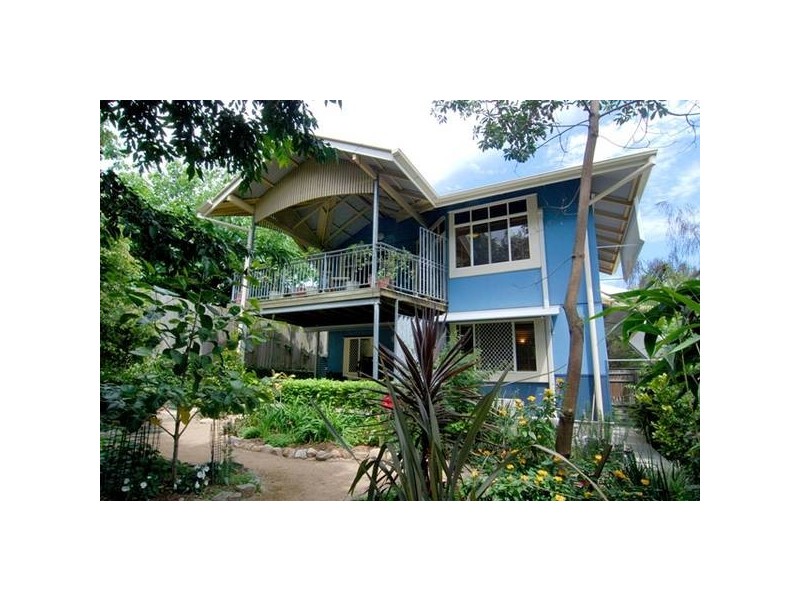 15c Brighton Road, Highgate Hill QLD 4101