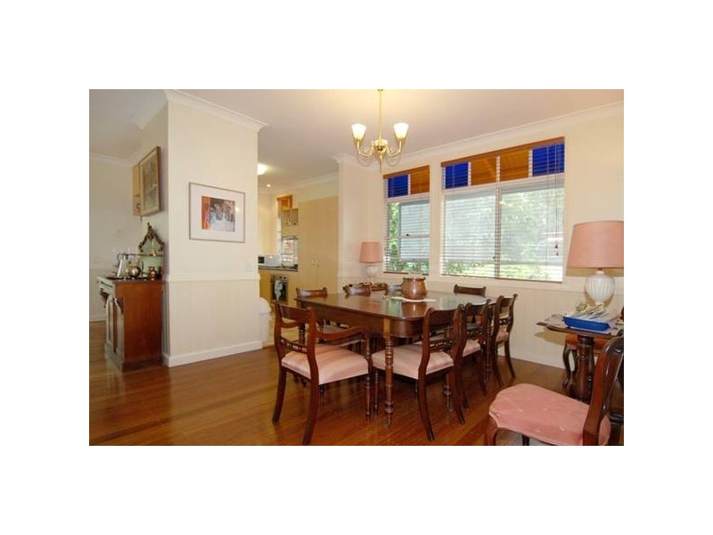 15c Brighton Road, Highgate Hill QLD 4101