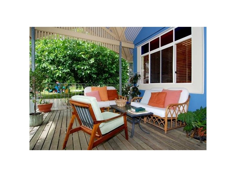 15c Brighton Road, Highgate Hill QLD 4101