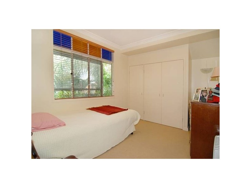 15c Brighton Road, Highgate Hill QLD 4101