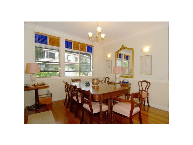 15c Brighton Road, Highgate Hill QLD 4101
