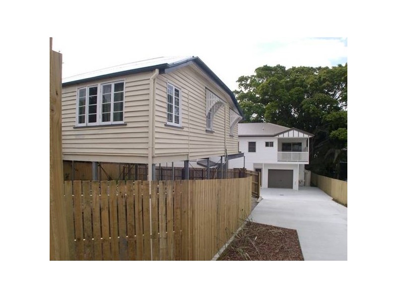 284 Wynnum Road, Norman Park QLD 4170