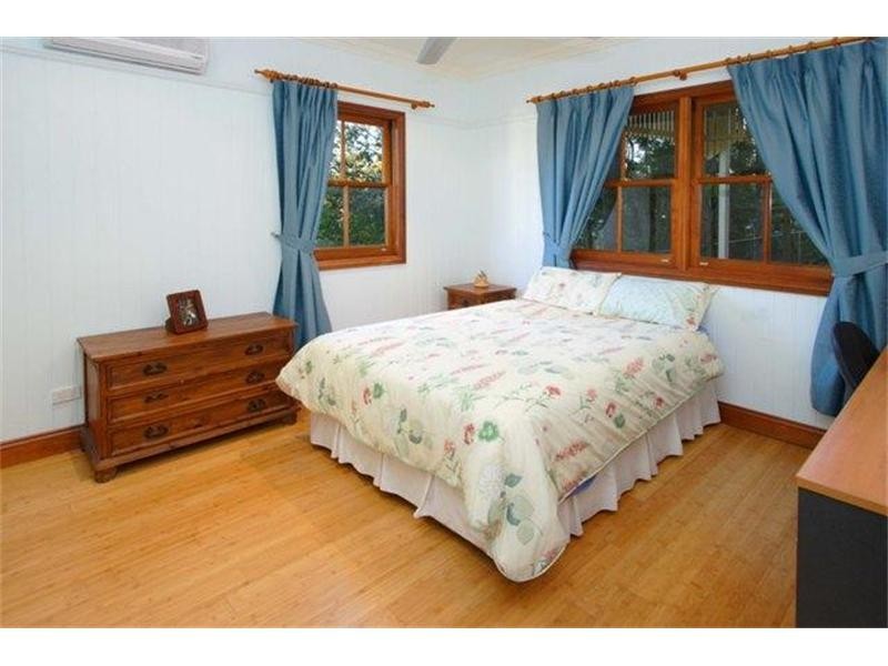 Coorparoo QLD 4151