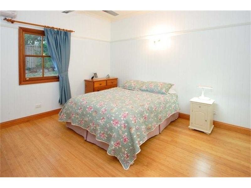 Coorparoo QLD 4151