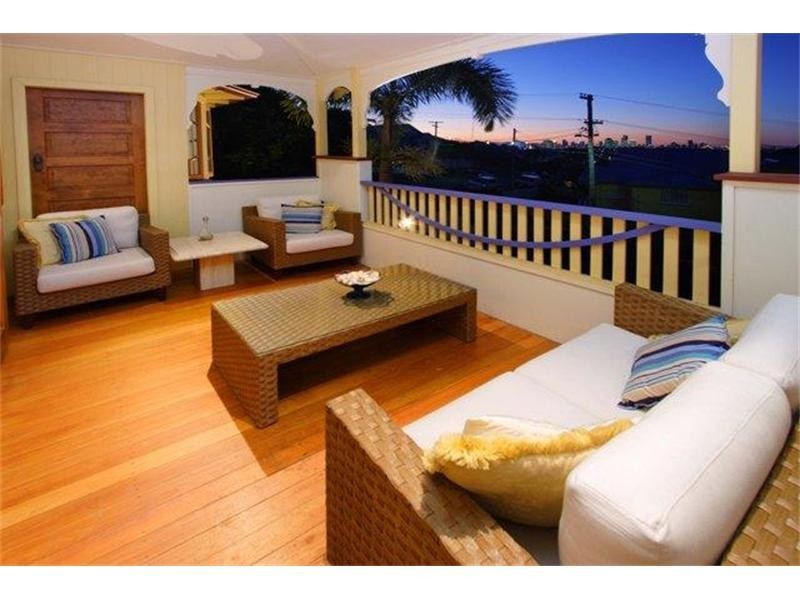 Coorparoo QLD 4151