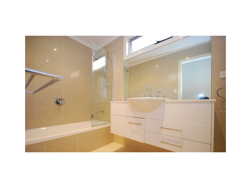 20 Dalston Street, Newmarket QLD 4051