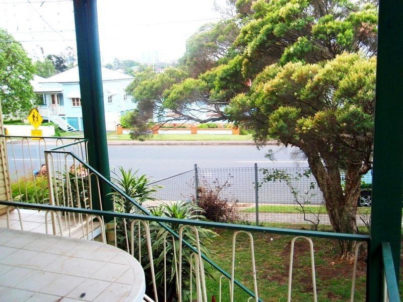 120 Ridge Street, Greenslopes QLD 4120