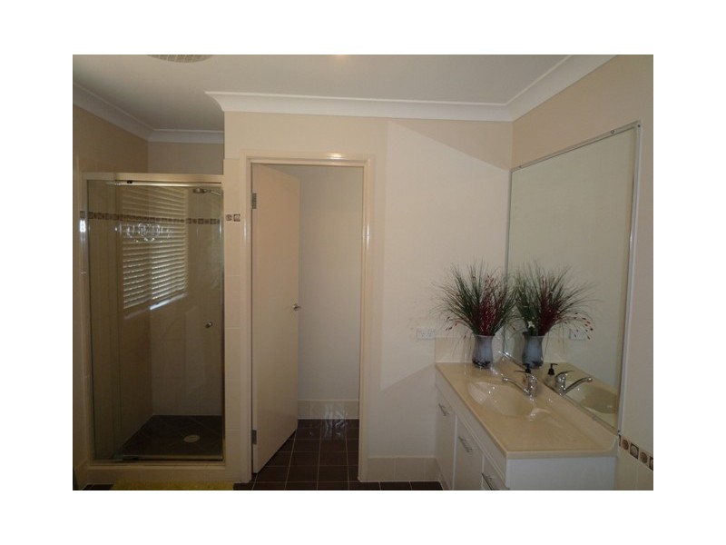 7 Haimes Court, Collingwood Park QLD 4301