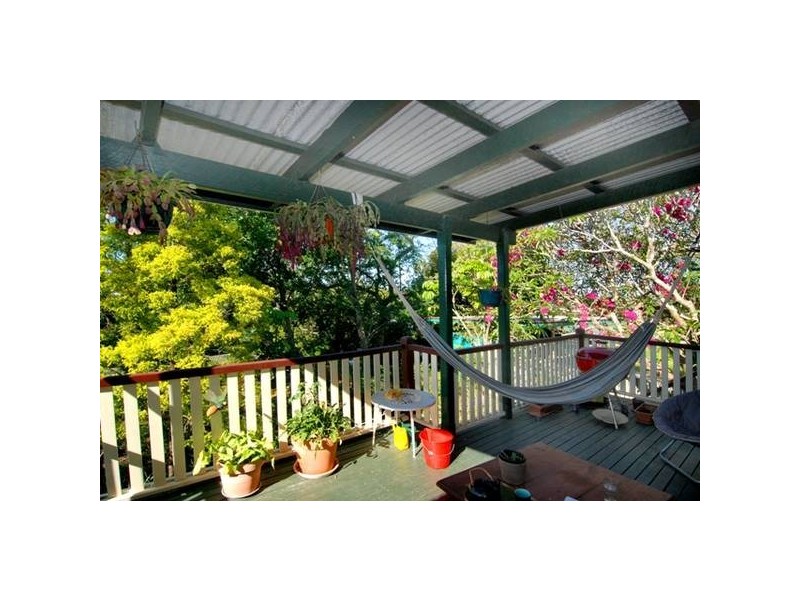 28 Rosary Crescent, Highgate Hill QLD 4101