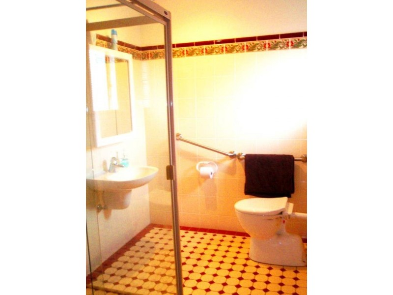 345 Oxley Road, Sherwood QLD 4075