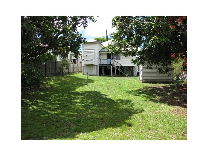 12 Wilton Street, Woolloongabba QLD 4102