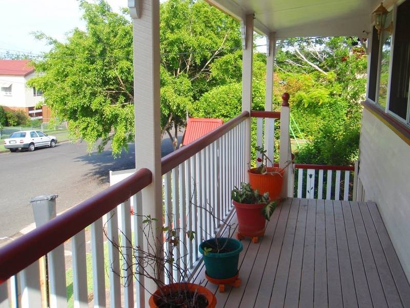 17 Palmerston Street, Annerley QLD 4103