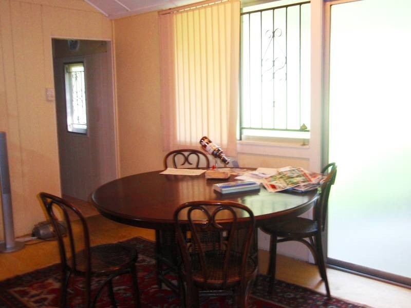 17 Palmerston Street, Annerley QLD 4103