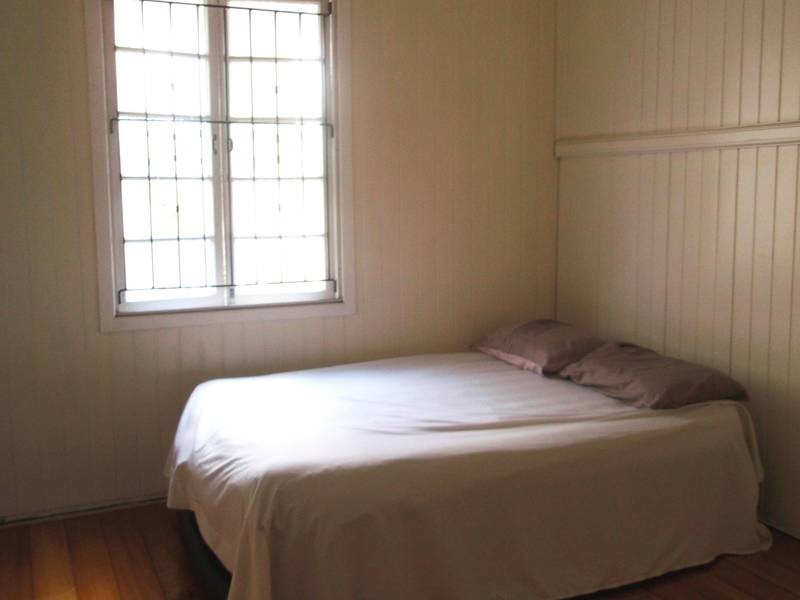 17 Palmerston Street, Annerley QLD 4103